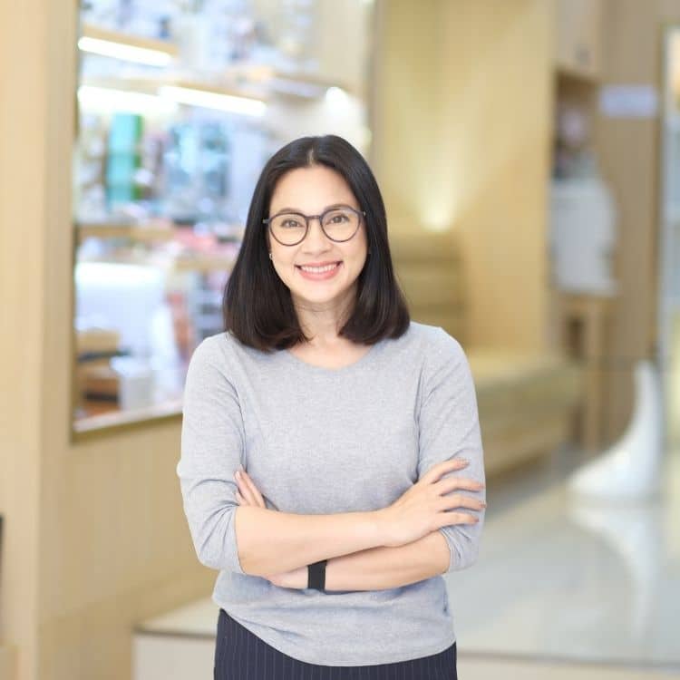 เลนส์โปรเกรสซีฟ แหม่ม