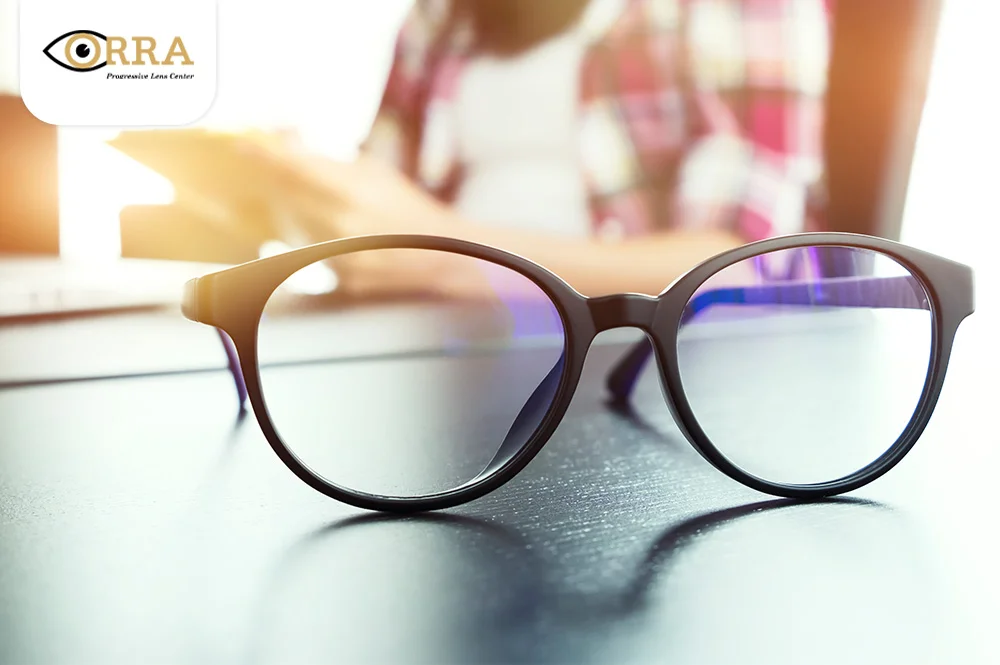 แว่นโปรเกรสซีฟ ไร้รอยต่อ