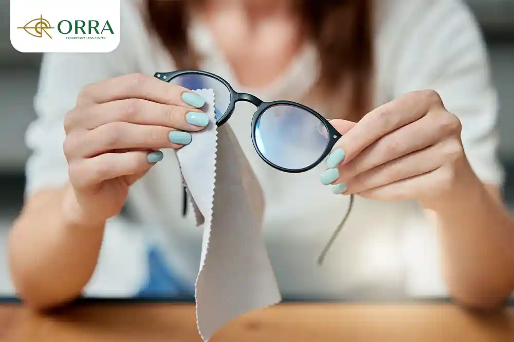 ทำความสะอาดแว่น